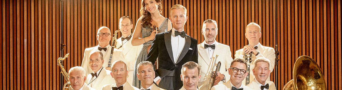 MaxRaabe-2627_header.jpg