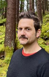   Imre Lichtenberger Bozoki &copy; 